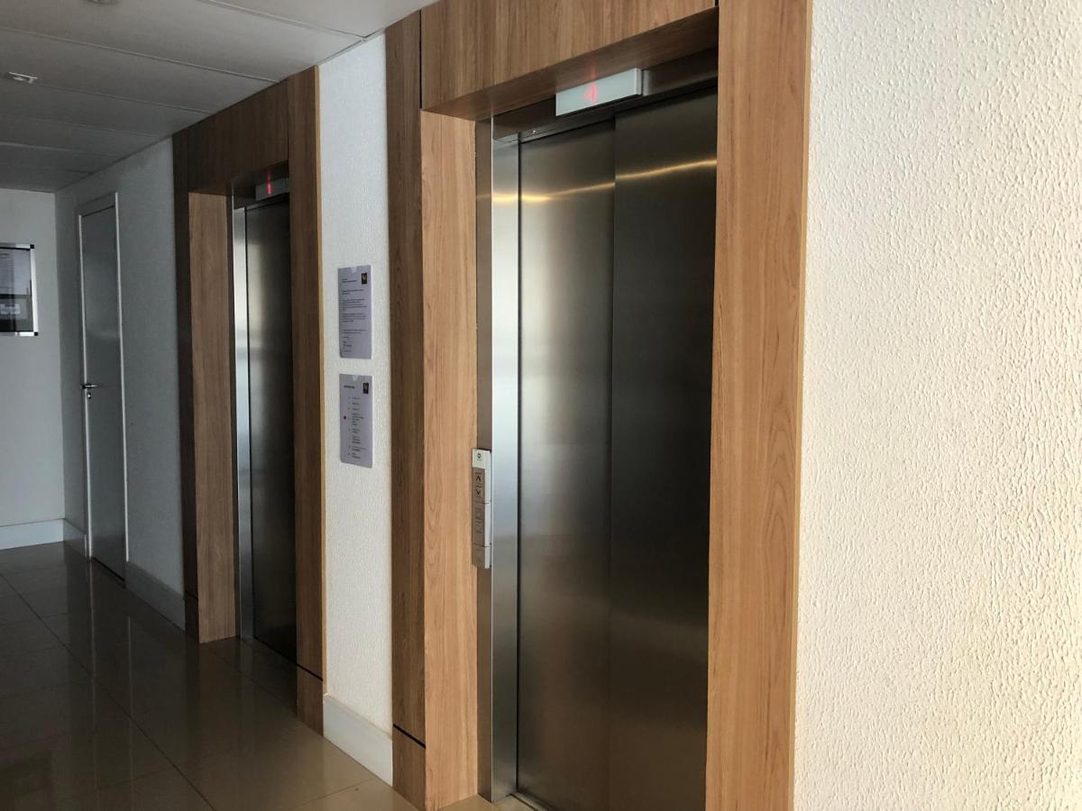 קוטיה Flat Granja Viana - Espaco E Conforto מראה חיצוני תמונה